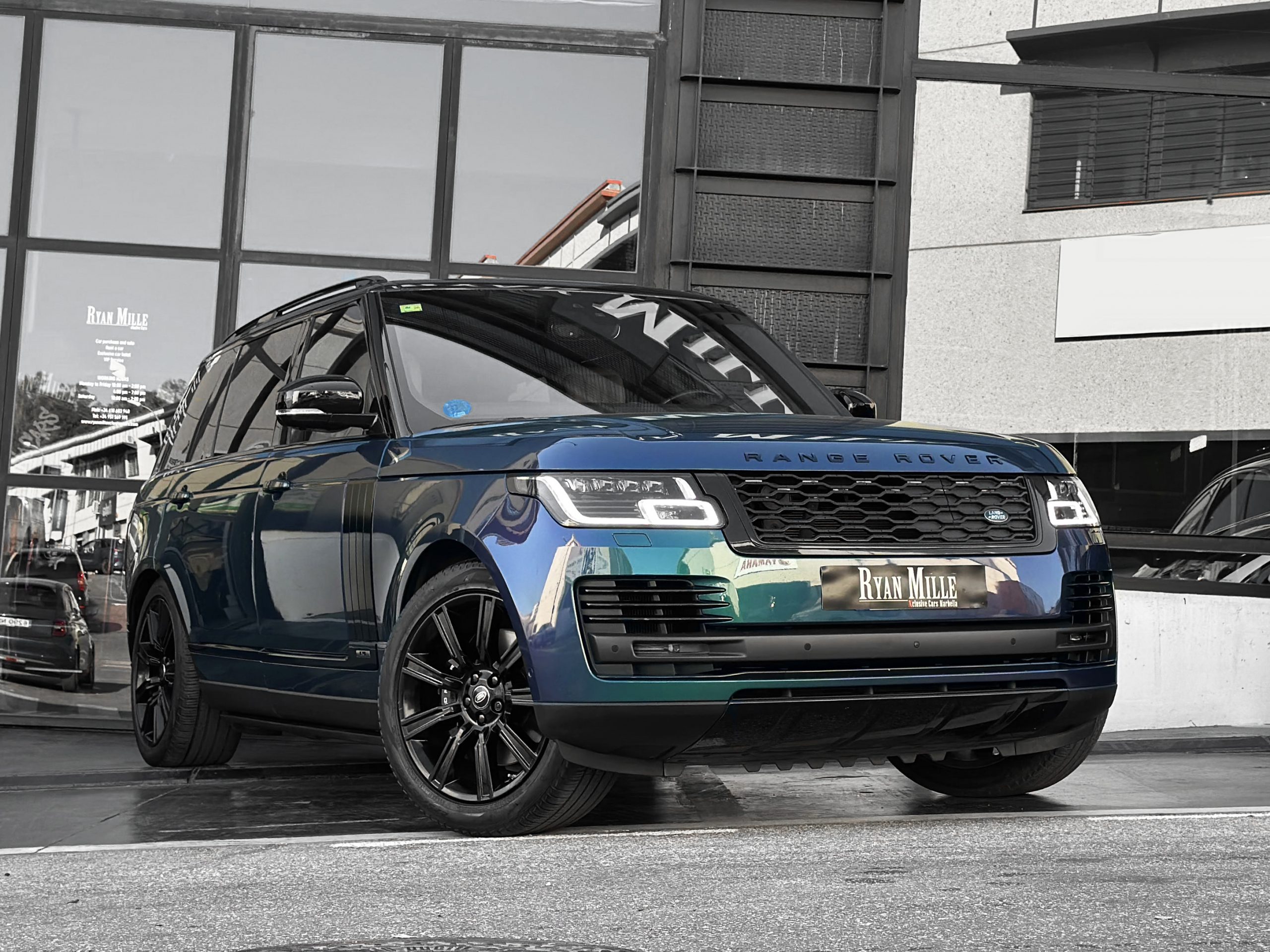 Land Rover Range Rover Vogue LWB Autobiography