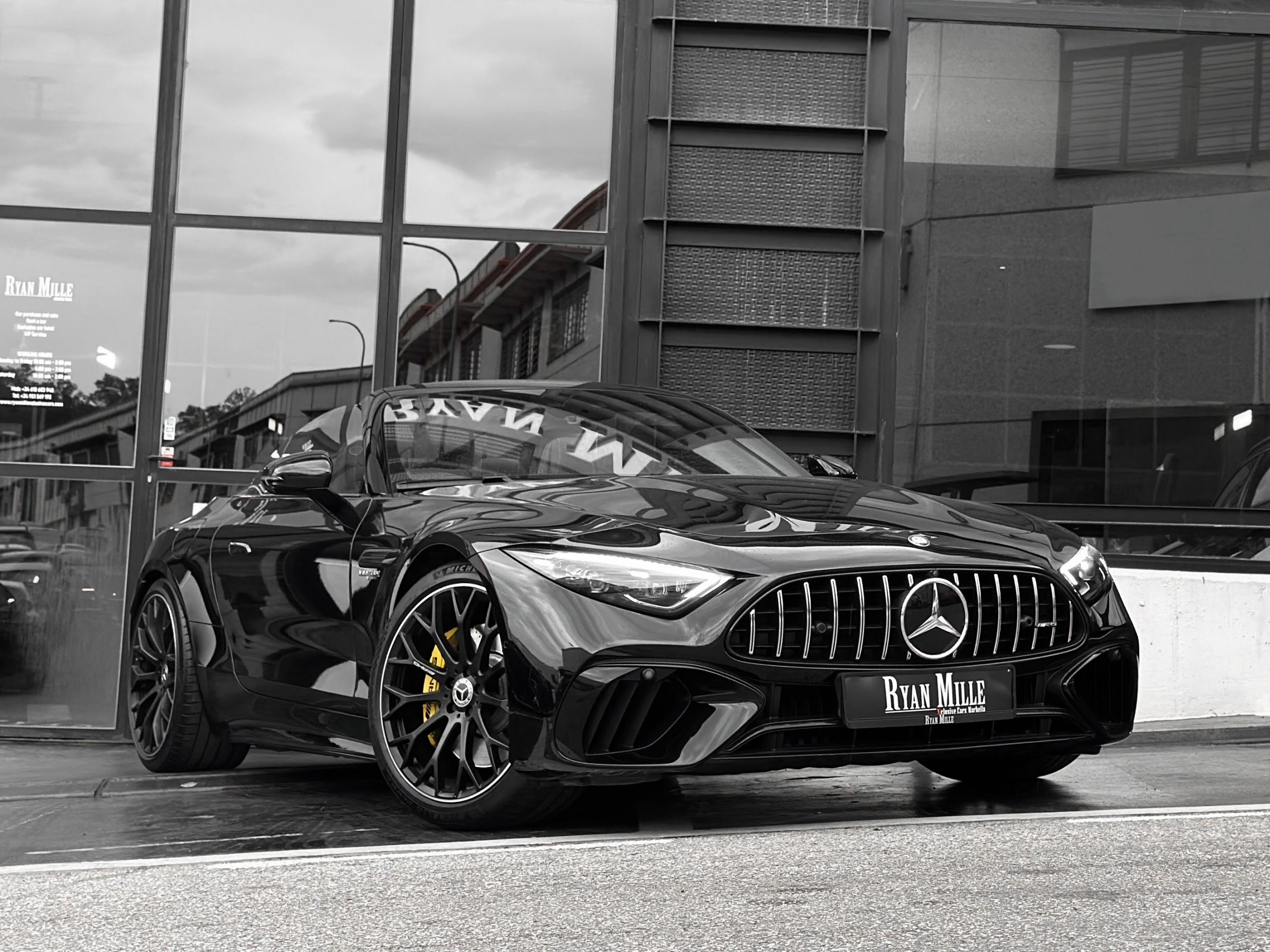 Mercedes-Benz SL63 AMG