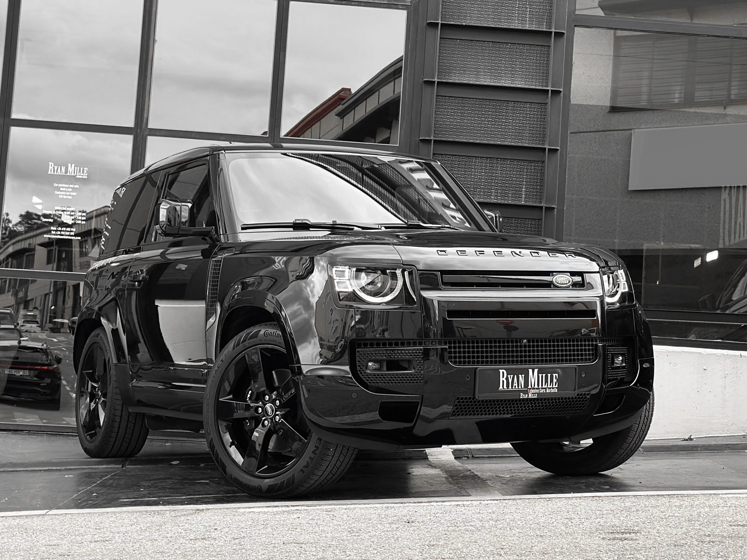 Land Rover Defender 90 V8