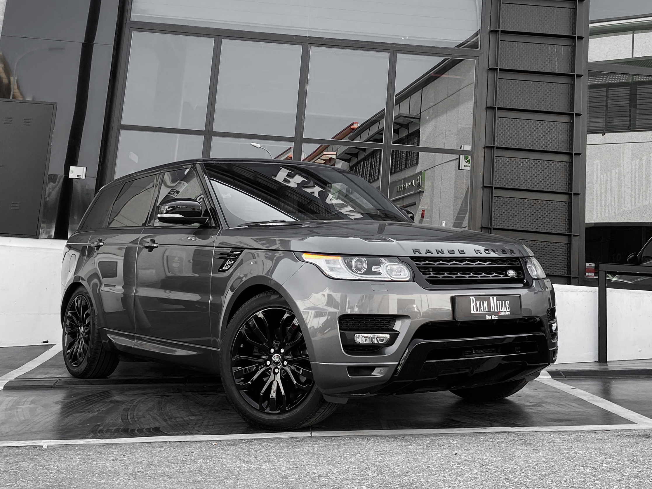Land Rover Range Rover Sport HSE